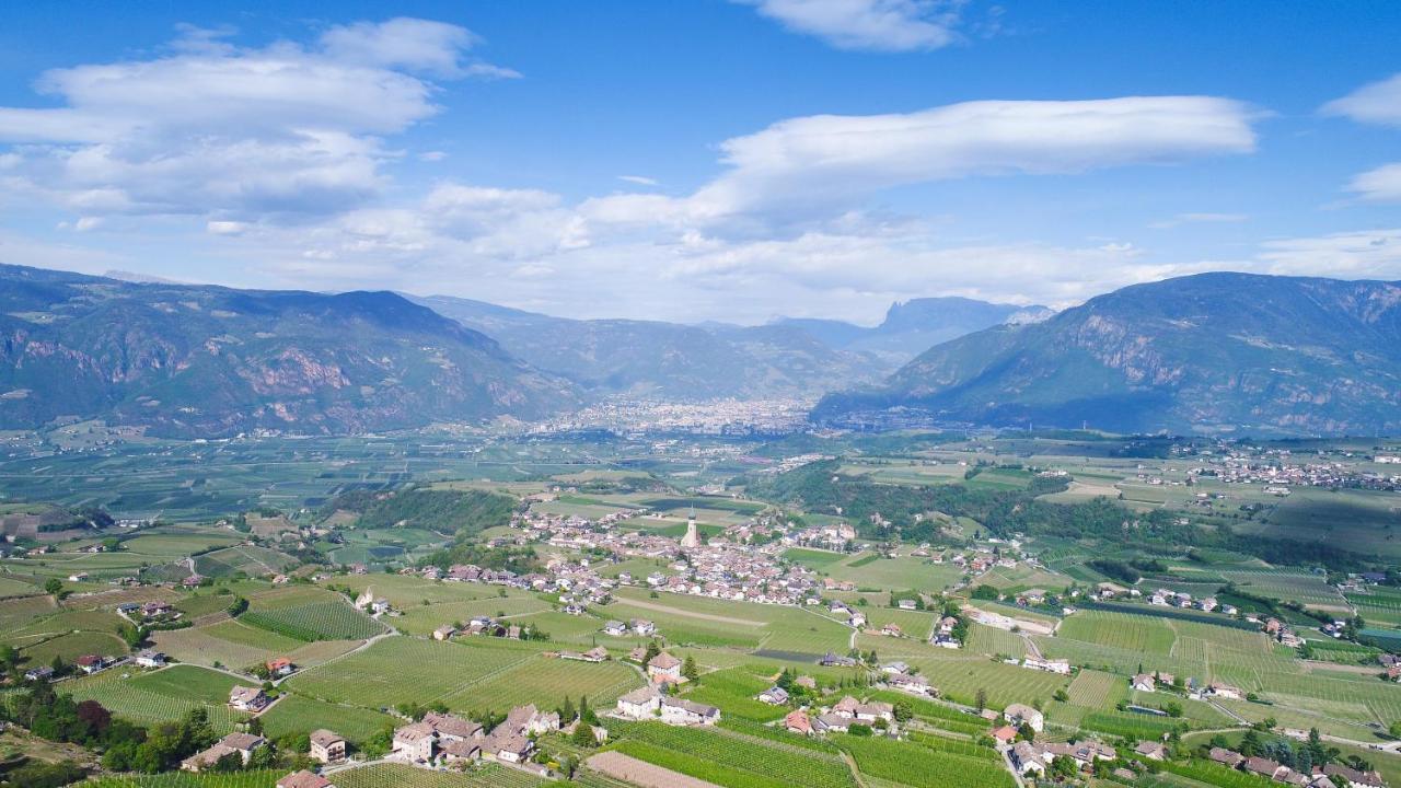 Strahlerhof Apartment Appiano Sulla Strada Del Vino Ngoại thất bức ảnh