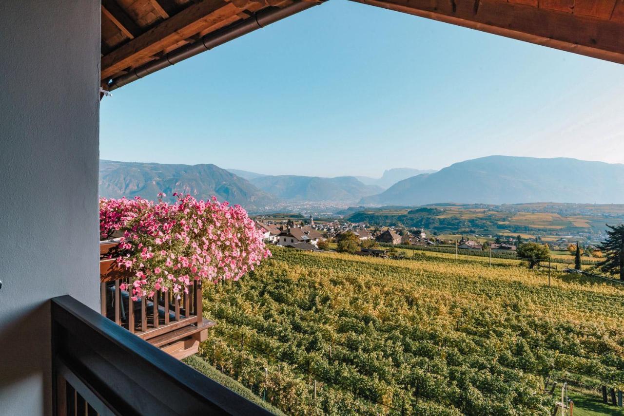 Strahlerhof Apartment Appiano Sulla Strada Del Vino Ngoại thất bức ảnh