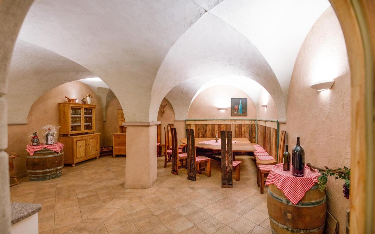 Strahlerhof Apartment Appiano Sulla Strada Del Vino Ngoại thất bức ảnh